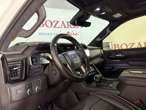 Used 2022 GMC Sierra 1500 AT4X AWD/4WD image 12