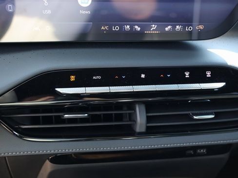 New 2026 Buick Enclave Avenir w/ Super Cruise Package image 24