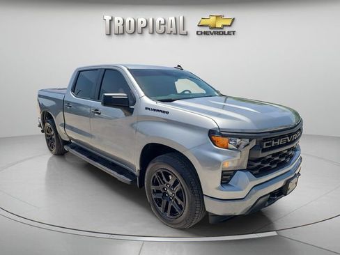 Used 2024 Chevrolet Silverado 1500 Custom w/ LPO, Dark Essentials Package RWD image 7