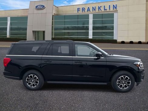 Certified 2024 Ford Expedition Max XLT image 8