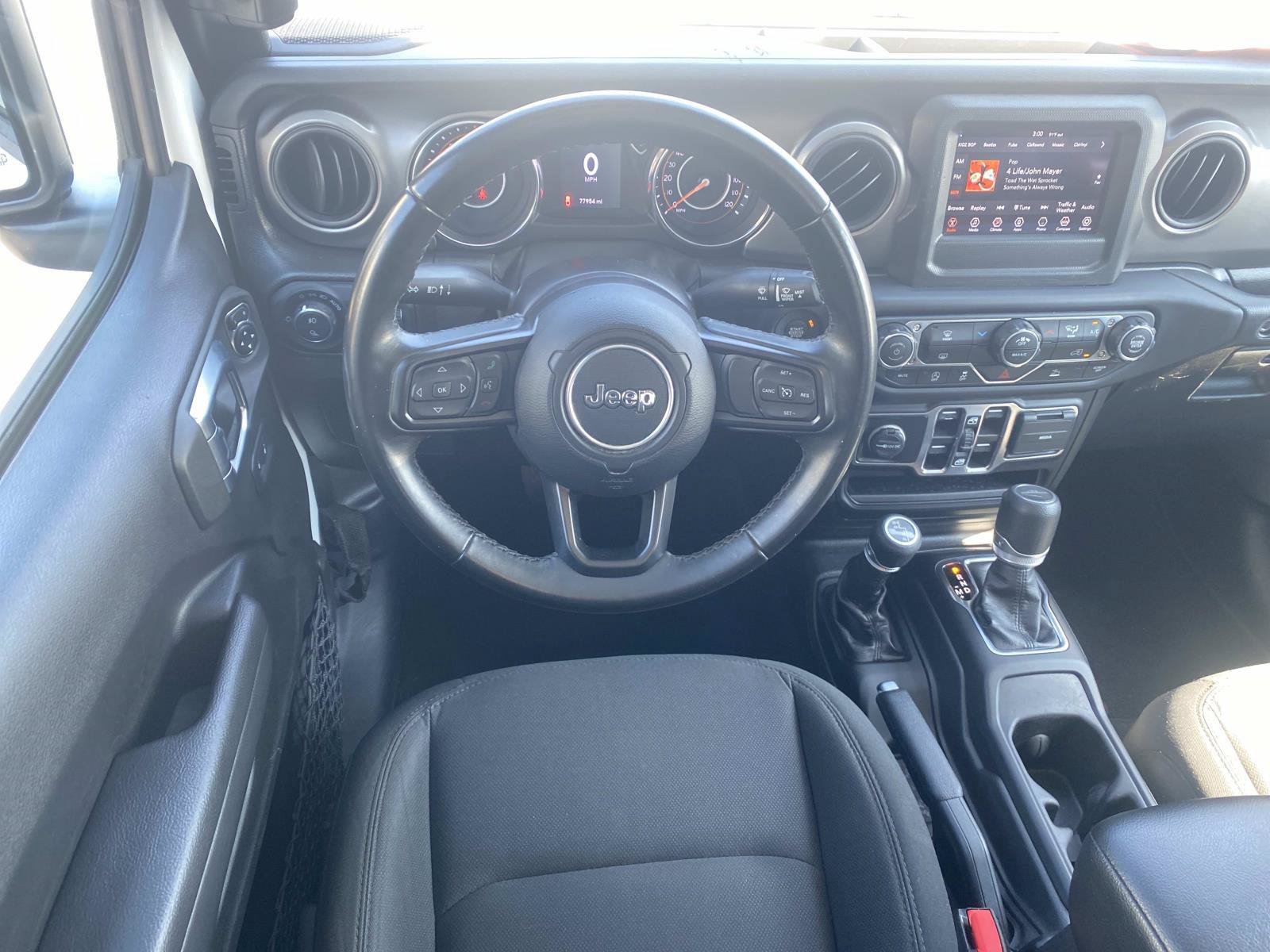 Used 2022 Jeep Gladiator Sport AWD/4WD image 17