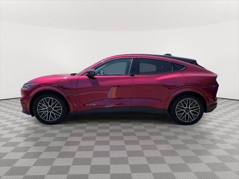 Used 2025 Ford Mustang Mach-E Premium AWD/4WD image 4