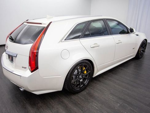 Used 2011 Cadillac CTS V image 10