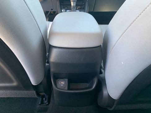 Used 2023 Hyundai Kona SEL AWD/4WD image 19