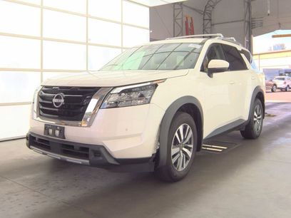 Used 2024 Nissan Pathfinder SL