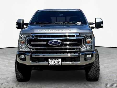 Used 2022 Ford F250 Lariat w/ Lariat Value Package AWD/4WD image 2