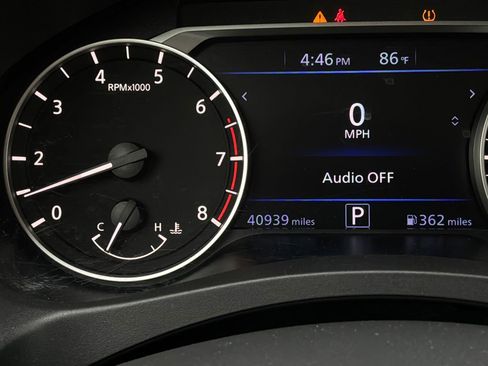 Used 2025 Nissan Altima 2.5 SV FWD image 36