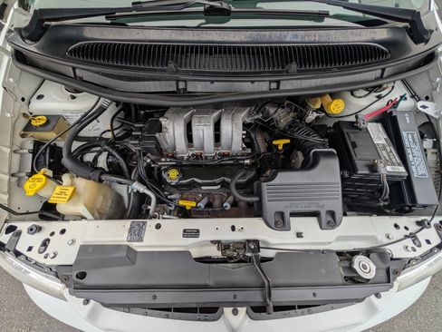 Used 1998 Dodge Grand Caravan SE image 14