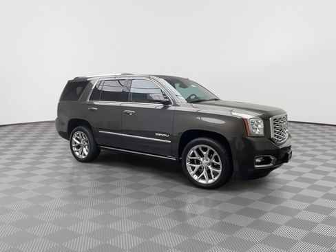 Certified 2019 GMC Yukon Denali w/ Denali Ultimate Package AWD/4WD image 47