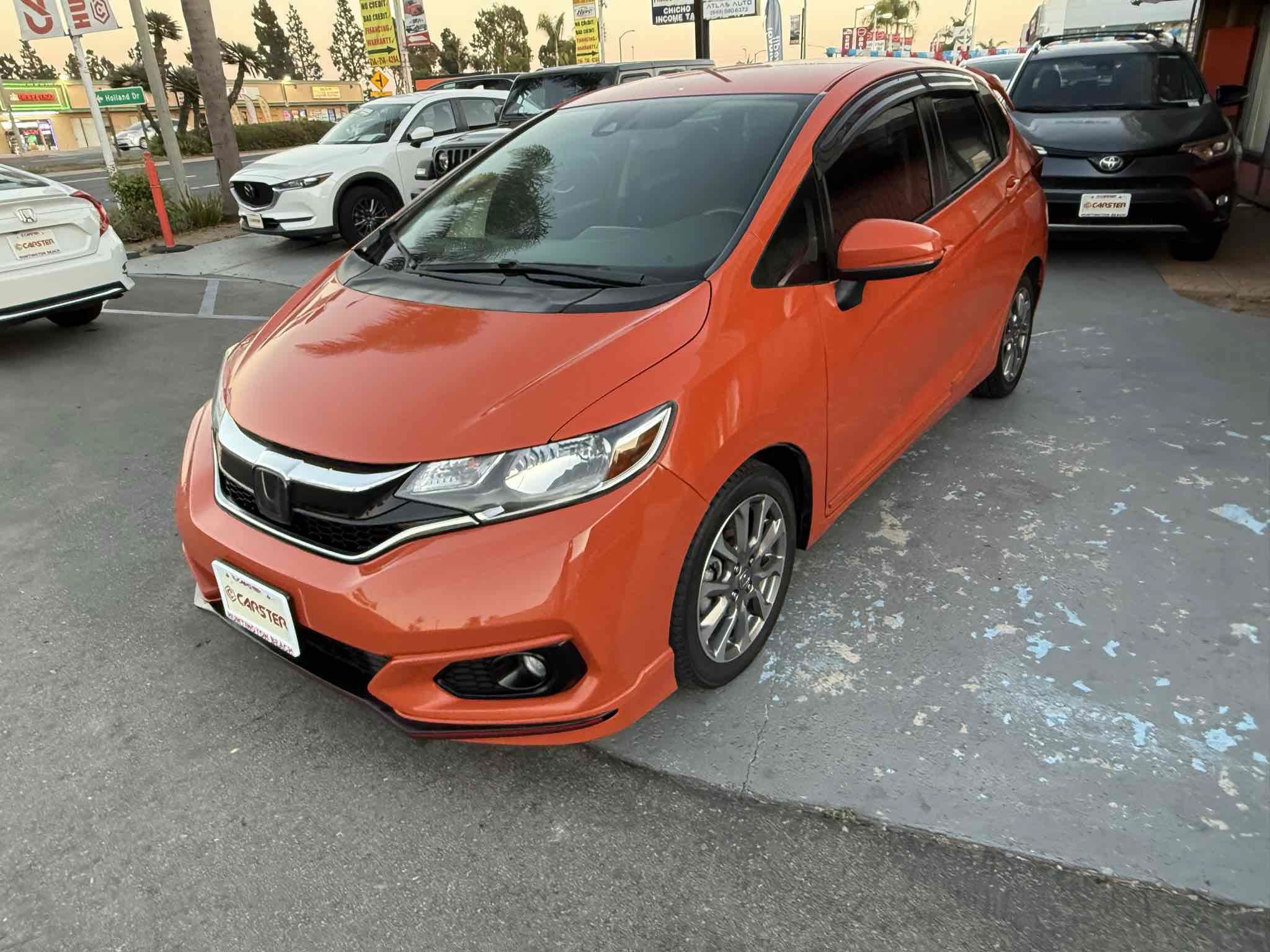 Used 2018 Honda Fit Sport image 28