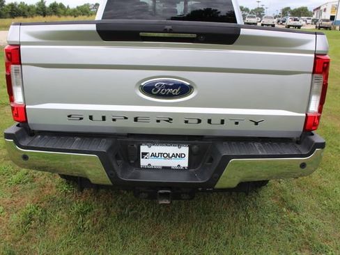 Used 2019 Ford F250 Lariat w/ Lariat Ultimate Package AWD/4WD image 8