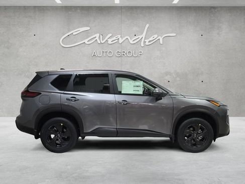 New 2026 Nissan Rogue SV FWD image 17