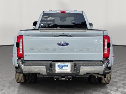 Certified 2025 Ford F350 Lariat AWD/4WD image 5