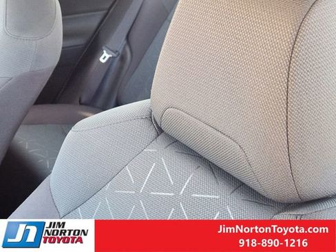 Used 2023 Toyota RAV4 XLE image 17