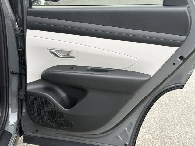 New 2026 Hyundai Tucson SEL Plus FWD image 18