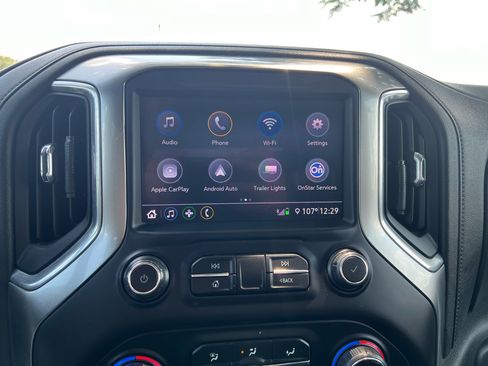 Used 2019 Chevrolet Silverado 1500 RST image 29