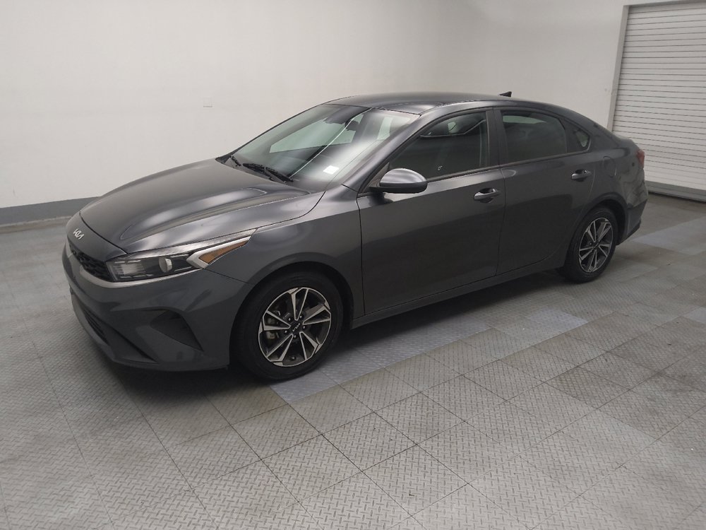 Used 2024 Kia Forte LXS FWD image 2