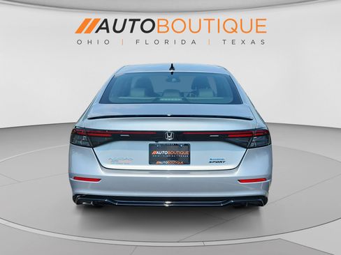 Used 2025 Honda Accord Sport image 4