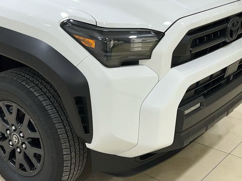 New 2026 Toyota 4Runner SR5 image 2