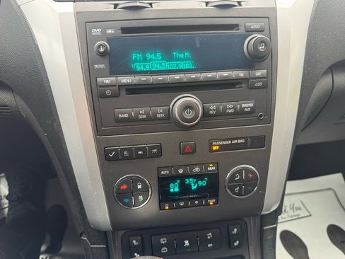 Used 2010 Chevrolet Traverse LT w/ Personal Connectivity Package image 22