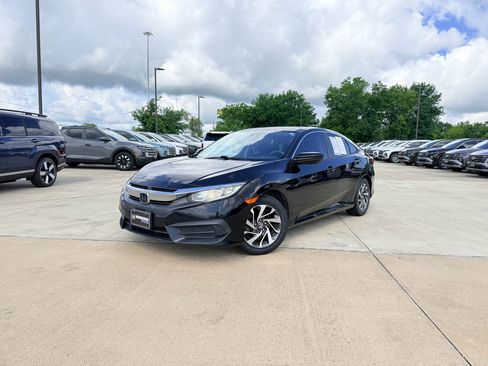 Used 2016 Honda Civic EX image 9