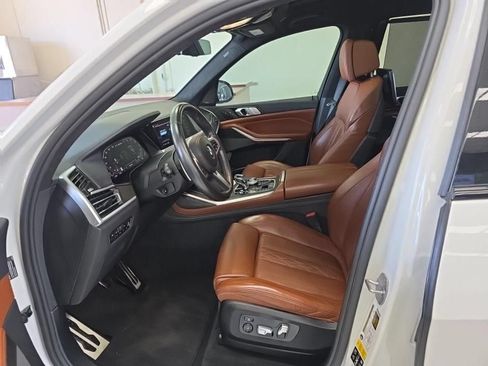 Used 2020 BMW X7 M50i w/ Executive Package AWD/4WD image 6