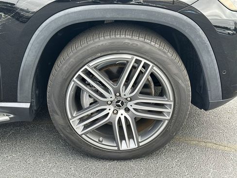 Certified 2023 Mercedes-Benz GLS 450 4MATIC image 13