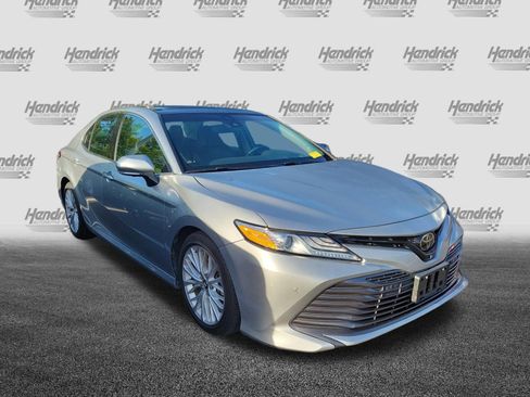 Used 2018 Toyota Camry XLE w/ Audio Package image 2