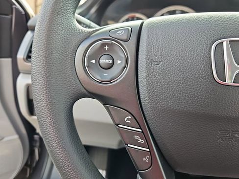 Used 2015 Honda Accord LX image 22