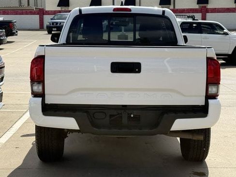 Used 2022 Toyota Tacoma SR w/ SX Package RWD image 5