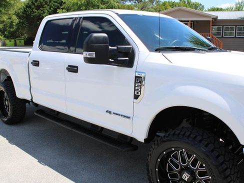 Used 2020 Ford F250 XLT w/ FX4 Off-Road Package AWD/4WD image 10