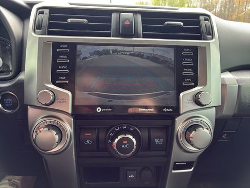 Used 2021 Toyota 4Runner SR5 Premium image 13