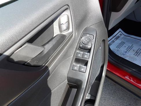 Used 2025 Ford Escape Active w/ Cold Weather Package AWD/4WD image 10