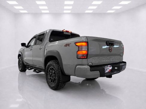 Used 2023 Nissan Frontier PRO-4X w/ Pro-4X Premium Package AWD/4WD image 5