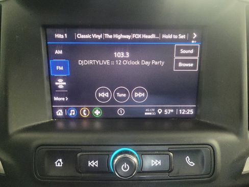 Used 2024 GMC Terrain SLE w/ Driver Convenience Package image 25