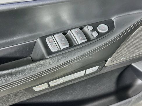 Used 2017 BMW 750i xDrive AWD/4WD image 24