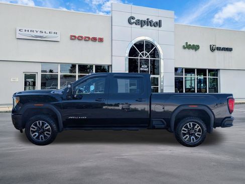 Used 2021 GMC Sierra 2500 AT4 w/ AT4 Premium Plus Package AWD/4WD image 6