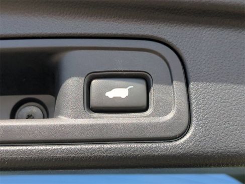 Used 2021 Honda Pilot Touring image 16