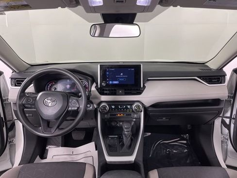 Used 2024 Toyota RAV4 XLE image 42