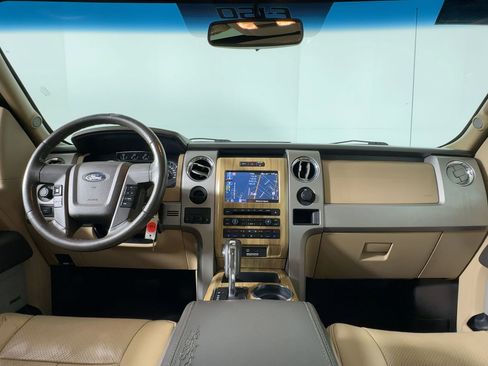 Used 2011 Ford F150 Lariat w/ Lariat Chrome Pkg image 13