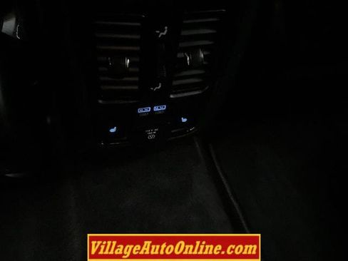 Used 2018 Dodge Durango SRT w/ SRT Interior Appearance Group image 32