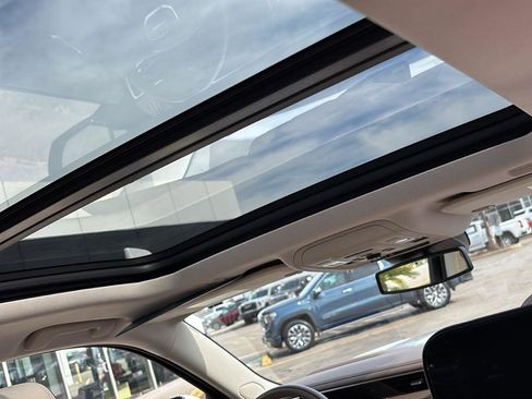 Certified 2023 GMC Yukon XL Denali image 27