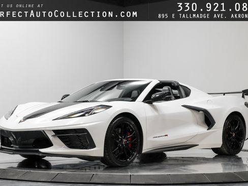 Used 2023 Chevrolet Corvette Stingray Convertible w/1LT w/ Z51 Performance Package image 1