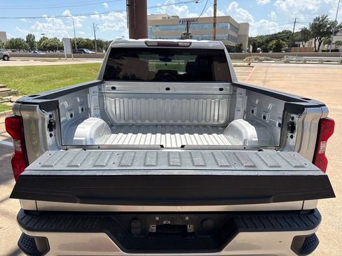 Used 2021 Chevrolet Silverado 1500 Custom RWD image 23