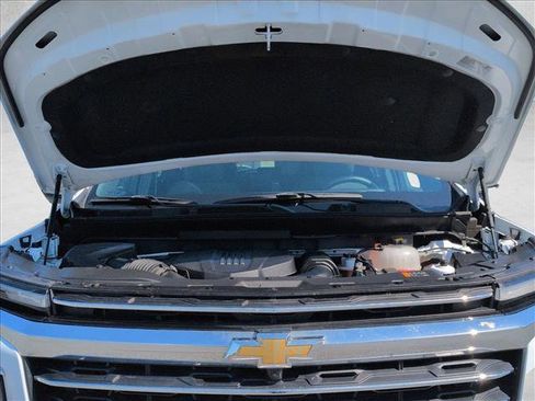 Used 2024 Chevrolet Traverse LT AWD/4WD image 23