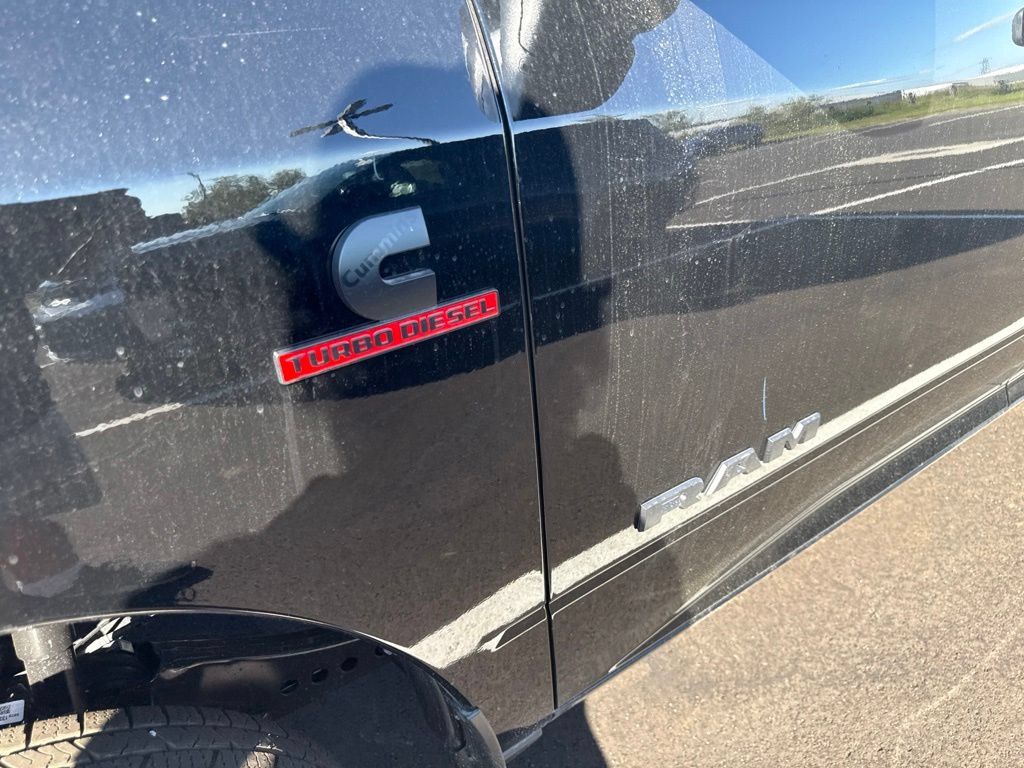 New 2027 RAM 3500 Big Horn AWD/4WD image 12