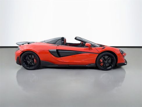Used 2020 McLaren 600LT Spider image 2