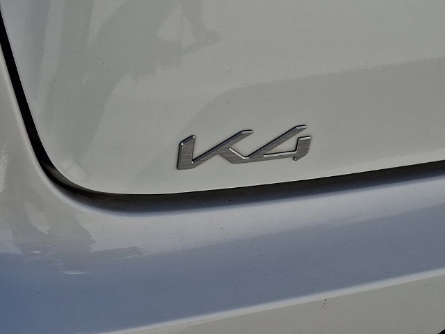 Used 2025 Kia K4 GT-Line w/ GT-Line Premium Package FWD image 9