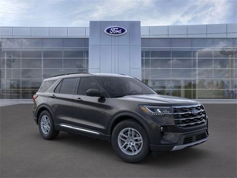 New 2025 Ford Explorer Active w/ Active Comfort Package image 7