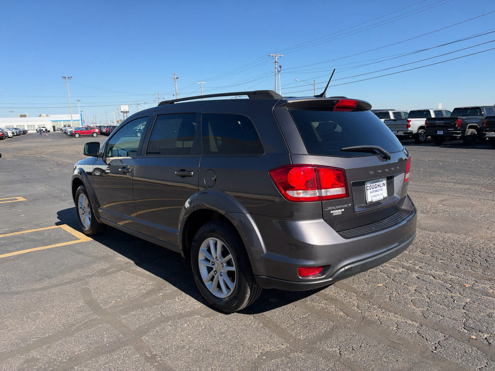 Used 2015 Dodge Journey SXT w/ Flexible Seating Group FWD image 3